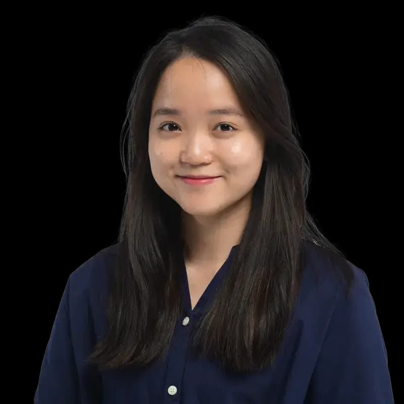 Headshot photo of Yen